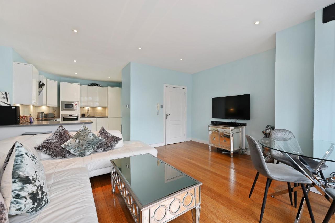 Hampstead Opulence Apartment - Luxurious Split Level Property 런던 외부 사진