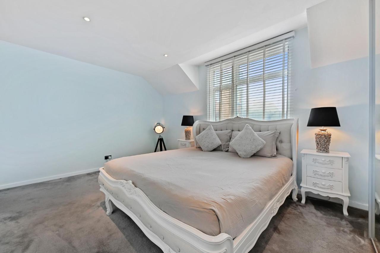 Hampstead Opulence Apartment - Luxurious Split Level Property 런던 외부 사진