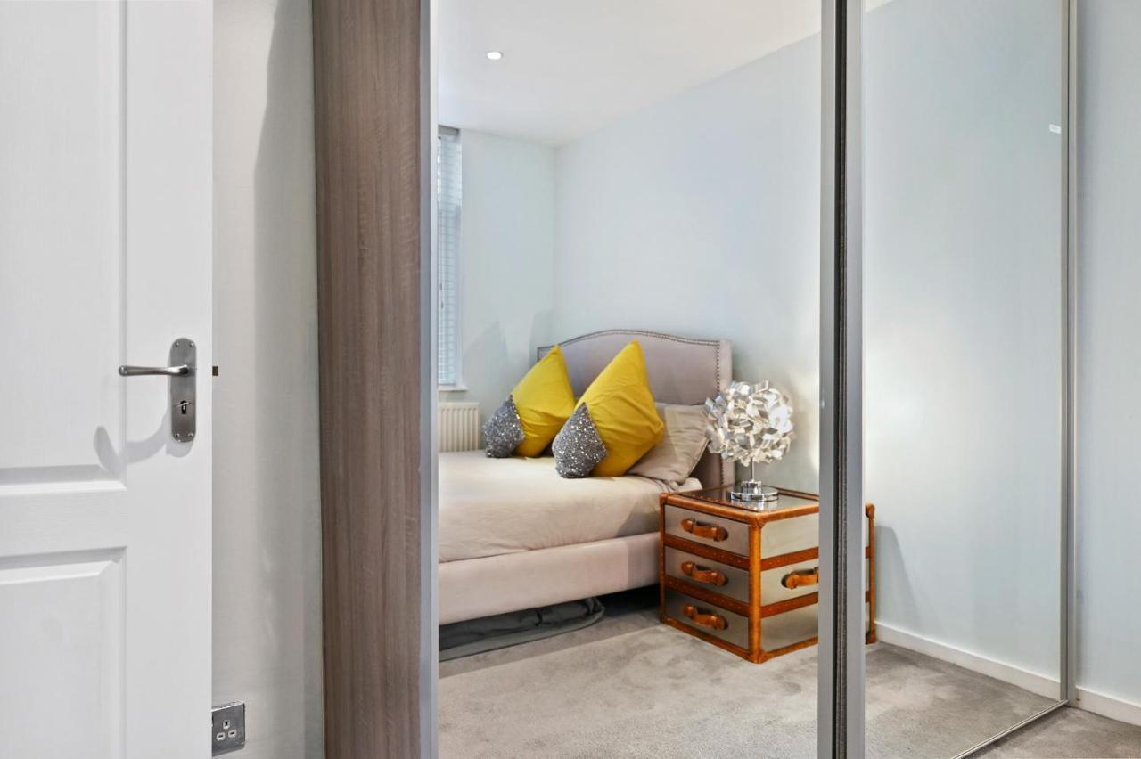 Hampstead Opulence Apartment - Luxurious Split Level Property 런던 외부 사진