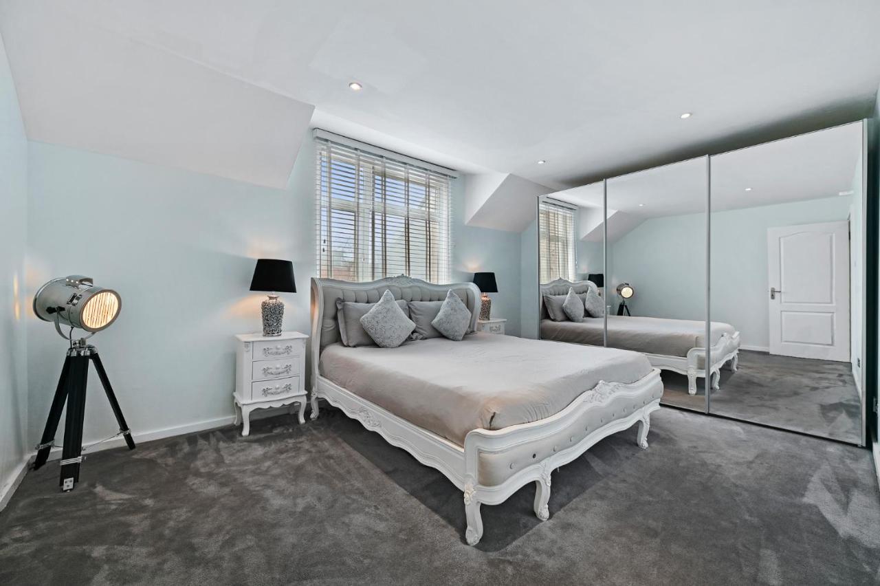 Hampstead Opulence Apartment - Luxurious Split Level Property 런던 외부 사진